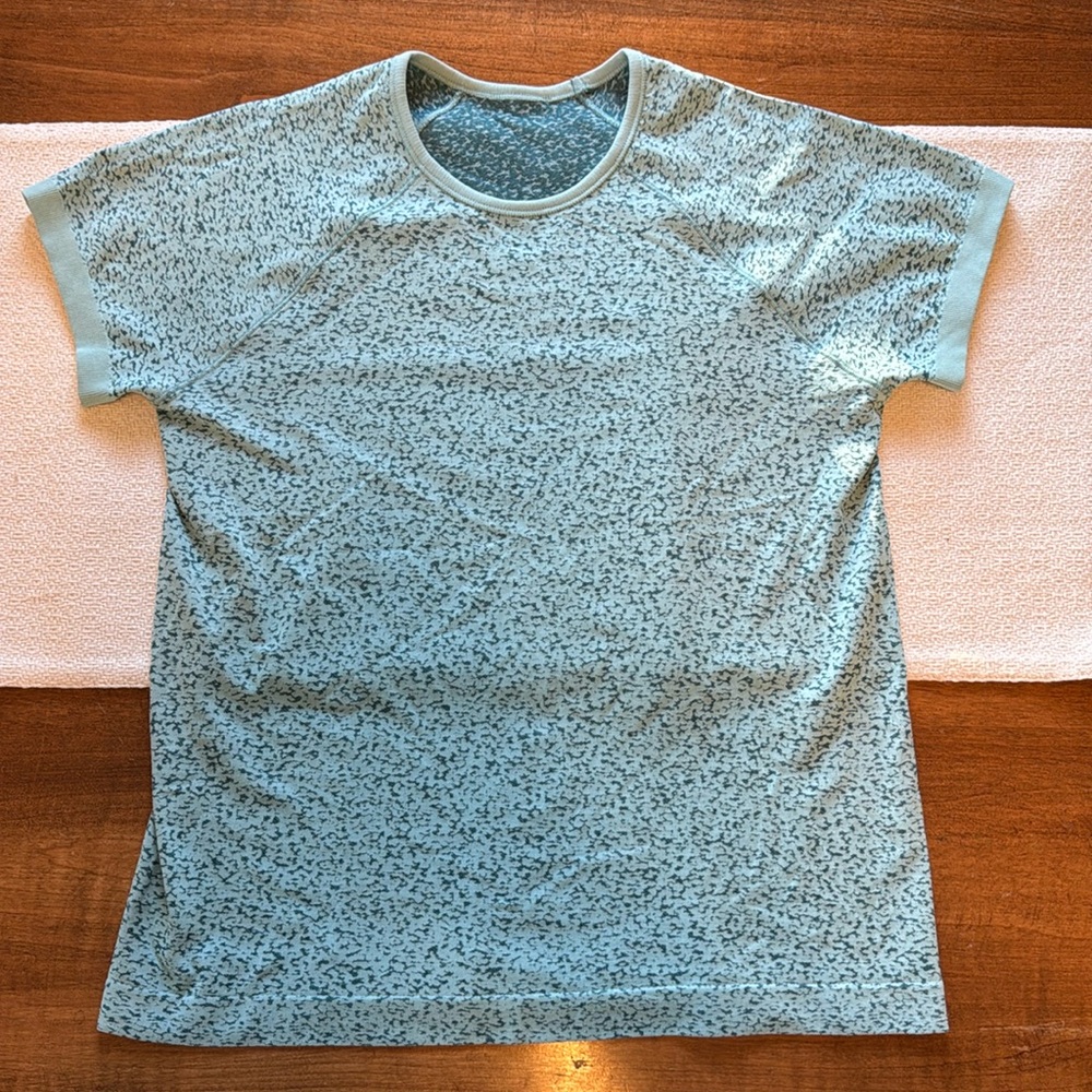 Athleta Dream Crazy Big shirt top